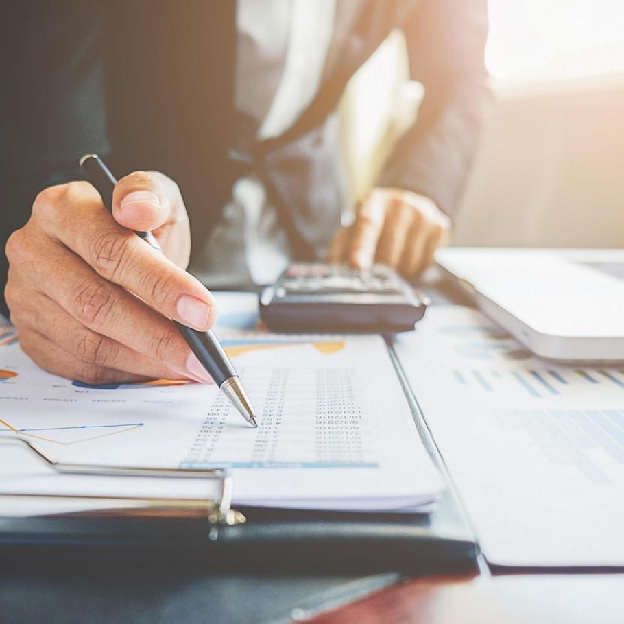 finance-75299211280.jpg